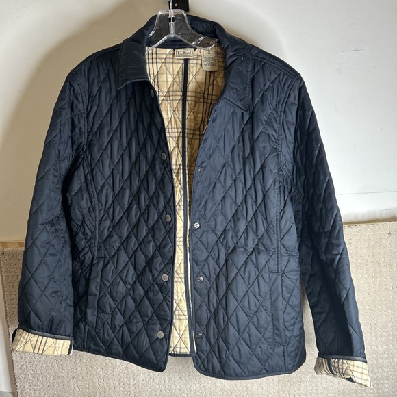 L.L. Bean Jackets & Blazers - LL. Bean Women's Navy Quilted Equestrian Barn Riding Jacket with Plaid Lining XL